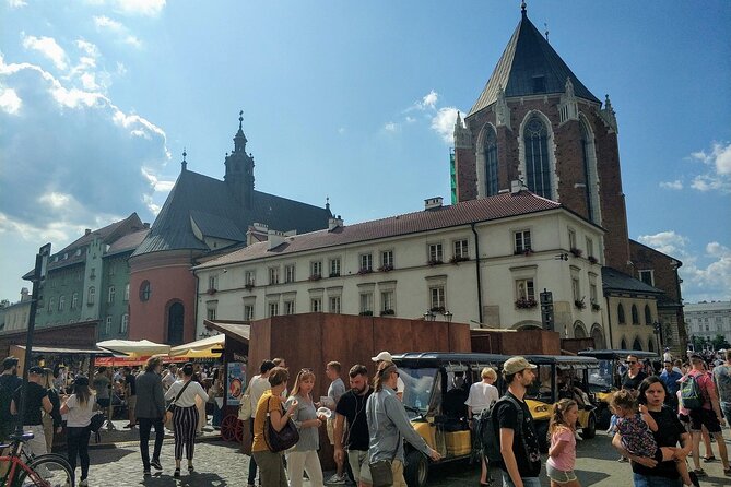 1-Hour Tour to Krakow's Old Town by Electric Golf Cart - Circling the Old Town through Planty Park