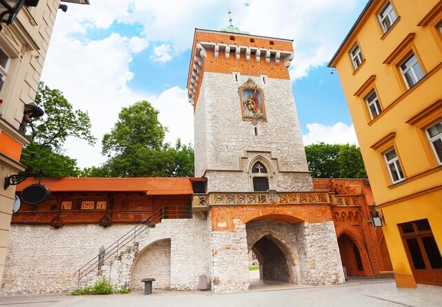 120 min Old Town Segway Tour in Krakow - Why a Segway works well in Krakow’s historic center