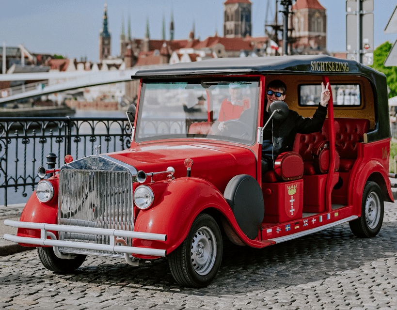 60 min of sightseeing in retro cars, Gdansk - A flexible tour, not a fixed sightseeing checklist