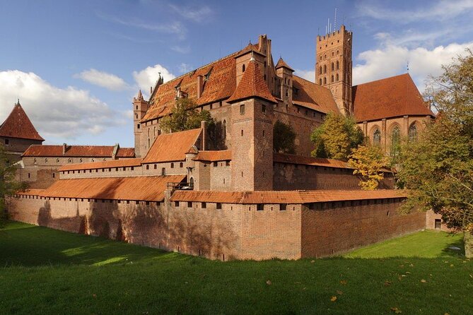 Aiport Gdansk Transfer to Malbork Castle or Stutthof - Visiting Stutthof With a Waiting Driver