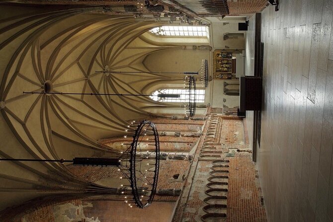 Aiport Gdansk Transfer to Malbork Castle or Stutthof - Who Will Get the Most From This Service