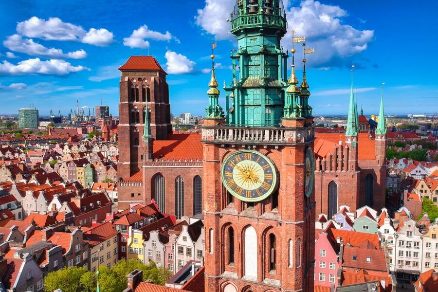 Artus Court and Gdansk Old Town Private Tour with Tickets - Walking the Royal Route from the High Gate