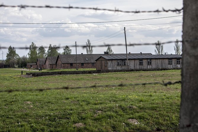 Auschwitz Birkenau guided tour from Krakow private chauffeur - What the private transport adds to the price