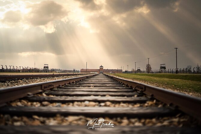 Auschwitz-Birkenau Memorial and Museum Guided Tour - Private Transport - Why private transport matters on this day