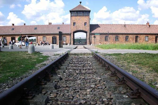 Auschwitz-Birkenau Memorial and Museum Guided Tour - Private Transport - Birkenau: one hour on a much larger site