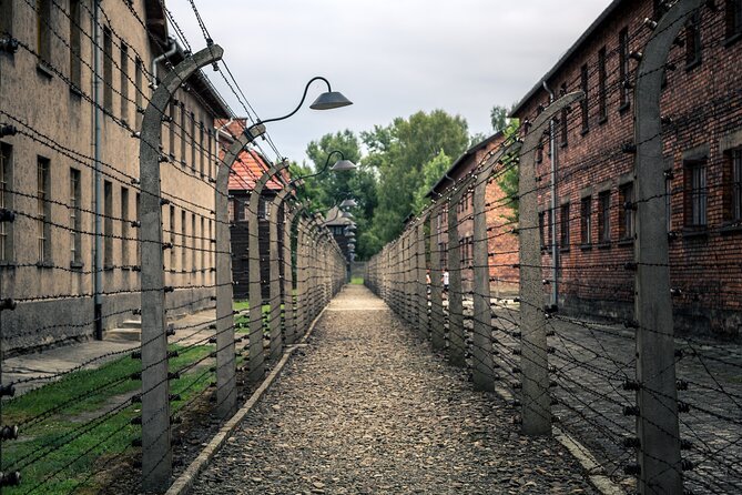 Auschwitz Birkenau Round Transfer, Private Driver from Krakow - The drive from Krakow to the memorial