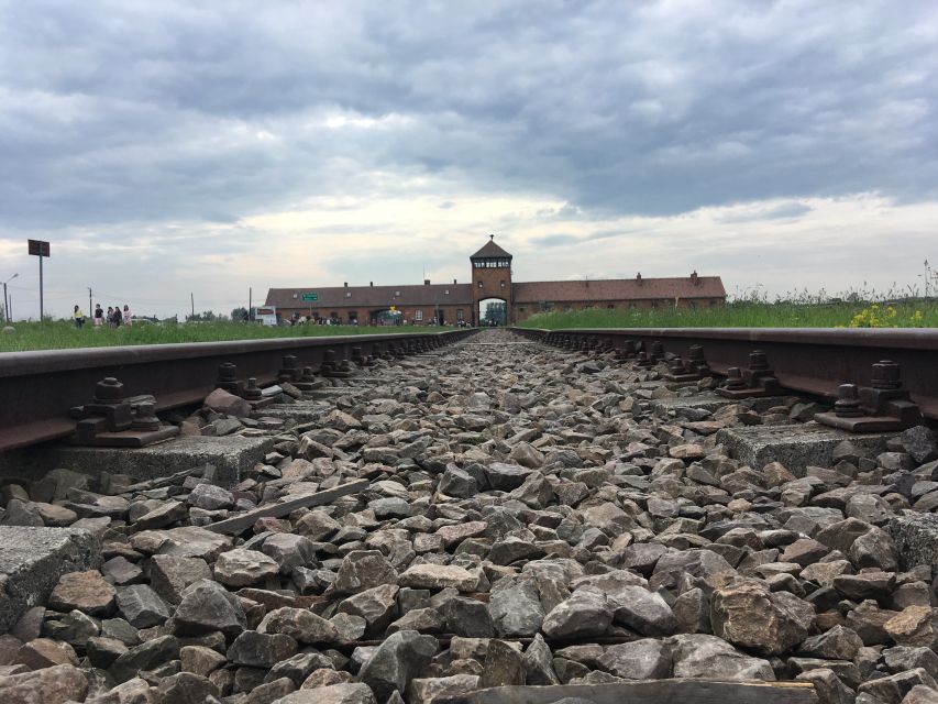 Auschwitz-Birkenau Tour from Wroclaw - What the small group does and does not provide