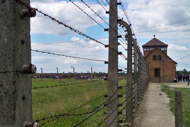 Auschwitz-Birkenau & Wieliczka in one day (Guided tour) - Wieliczka Salt Mine: salt, stone, and a lot of steps