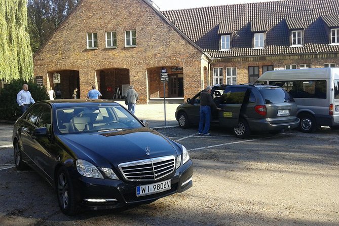 Auschwitz - Full Day Tour from Warsaw by private car - Who should book this private tour?