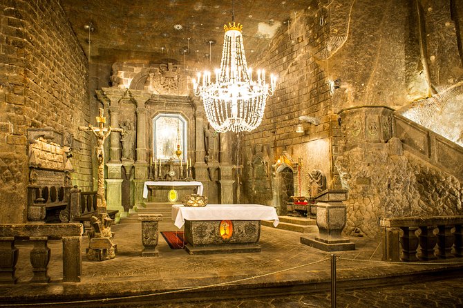 Auschwitz & Wieliczka ONE DAY Guided Tour +Private Transportation - Wieliczka Salt Mine: art below ground