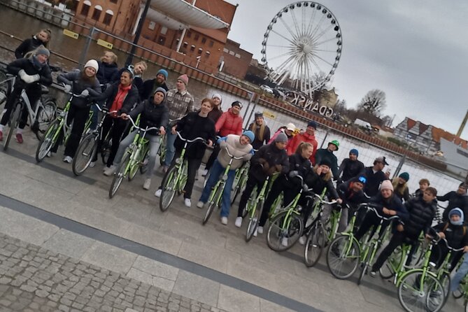 Bike Tour Gdansk - Standard - The World War II Museum gets a brief introduction