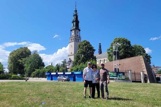 Black Madonna Czestochowa Jasna Gora Private Tour From Krakow - Entering Jasna Góra Monastery