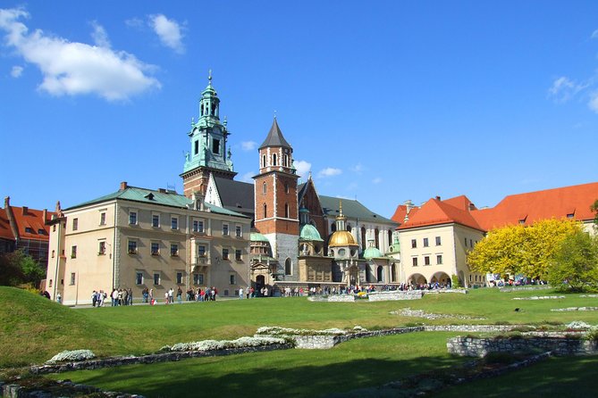 City Tour by electric car- Krakow - Podgórze, the former ghetto and Eagle Pharmacy