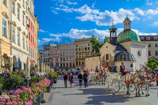 Complete Cracow Bike Tour (small group of maximum 15 people!) - Stare Miasto: Krakow’s Old Town in two hours
