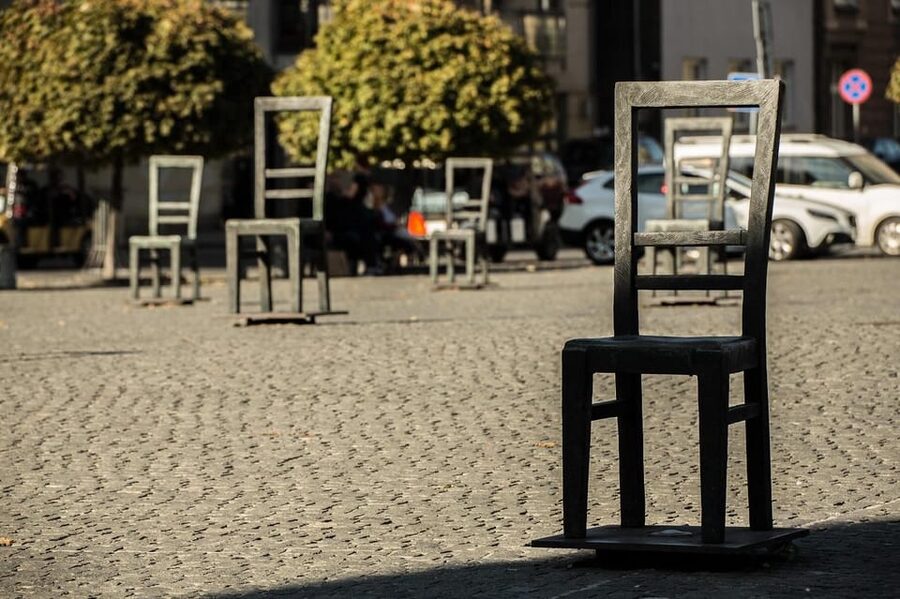 Cracow: Guided Tour of Schindler's Factory & Jewish Ghetto - Is $58 a fair price?