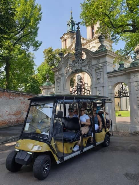 Cracow sightseeing tour by electric golf cart - Comfort, access, and practical details
