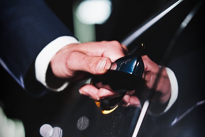 Cracow to airport transfer by Luxurious VIP limo - A polished way to begin or finish Krakow