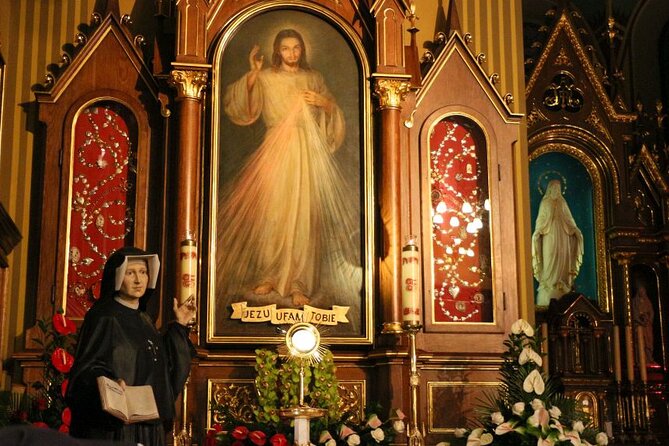 Częstochowa Black Madonna and Lagiewniki Tour from Krakow - Small details that make the day better