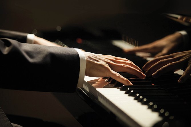 Daily live piano Chopin's concerts at 6:30 pm in the Warsaw Archdiocese Museum - Price and value at $21.51