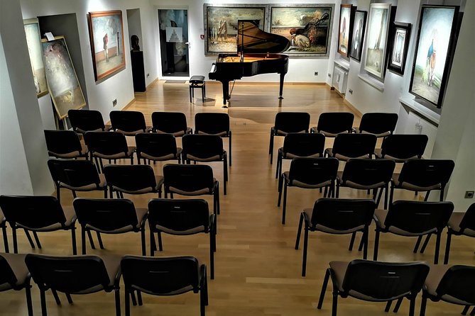 Daily live piano Chopin's concerts at 6:30 pm in the Warsaw Archdiocese Museum - What the 6:30 pm schedule means for your evening