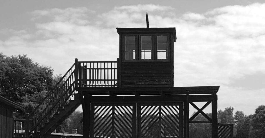 DAILY Stutthof Concentration Camp with Guide and Transport - The 15-minute Baltic beach stop