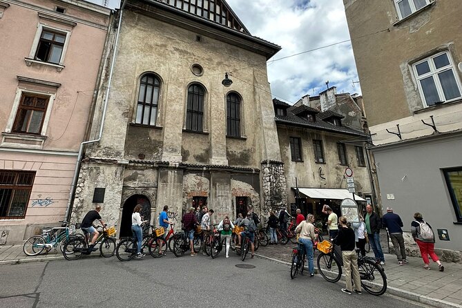 Discover Kraków by Bike with a Dutch guide - Plac Wolnica and Kazimierz