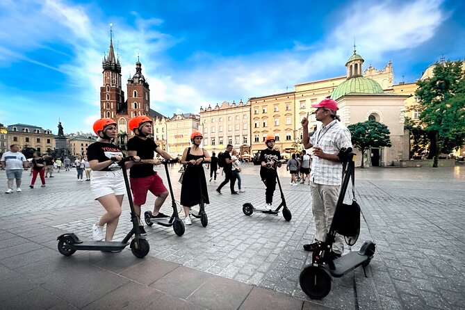 Electric Scooter Tour: Full Tour (Old Town + Jewish Quarter) - Szeroka Street and the Remuh Synagogue