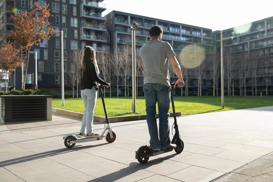 Electric Scooter Tour: Full Tour (Old Town + Shipyard) 3hour - Who will enjoy this tour most?