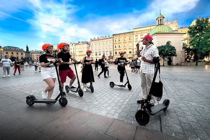 Electric Scooter Tour: Old Town Tour - 1,5-Hour of Magic! - The opening lesson sets the tone