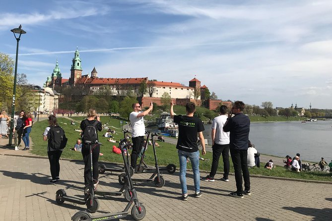 Electric Scooter Tours Kraków - Kazimierz, the Old Synagogue, and zapiekanki