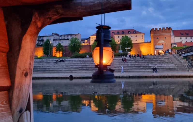 Evening Cruises in Toruń - Seeing Toruń from the Vistula at dusk