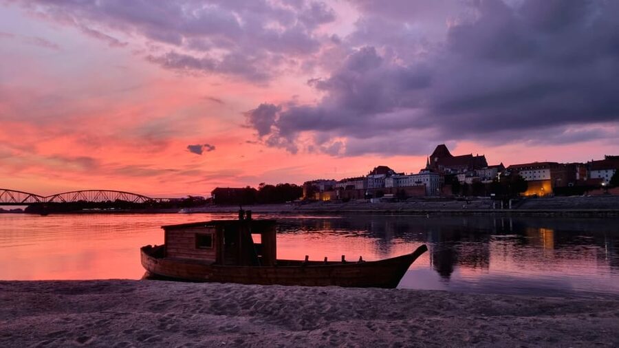 Evening Cruises in Toruń - Who should book this evening cruise