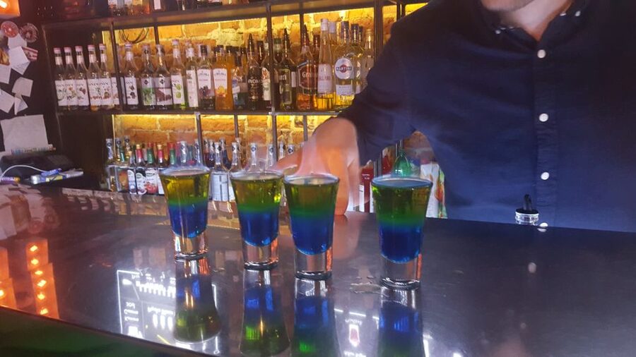 EVERYDAY Krakow Vodka Tasting Tour - What the Guide Adds