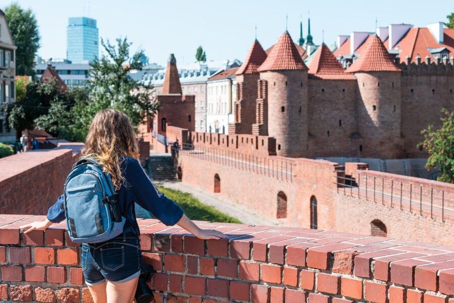 Family Tour of Warsaw Old Town with Fun Activities for Kids - Four hours at Copernicus Science Centre