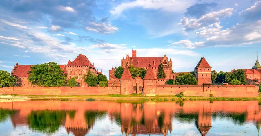 From Gdansk: Malbork Castle Half-Day Private Tour - Why Malbork Castle deserves the trip from Gdansk