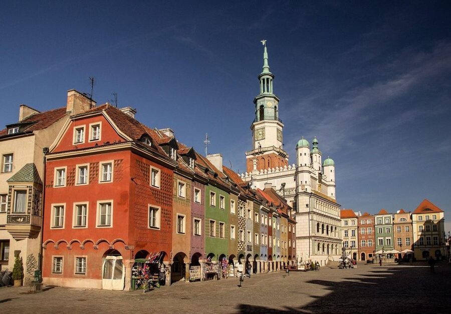From Golden Age to Fall and Rebirth of Poland - The Imperial District, where architecture becomes the lesson