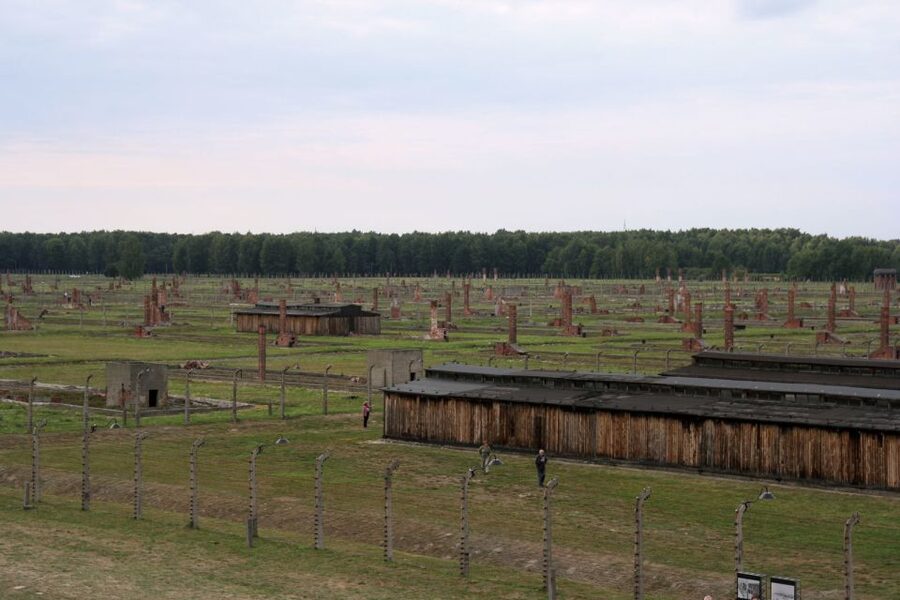 From Katowice: Auschwitz-Birkenau Skip-the-Line Guided Tour - The ride from Katowice to Oświęcim