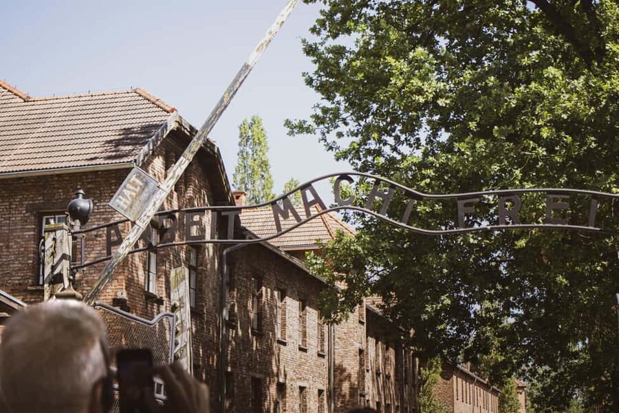 From Krakow: Auschwitz-Birkenau Guided Tour & Pickup - Why this visit deserves a full day