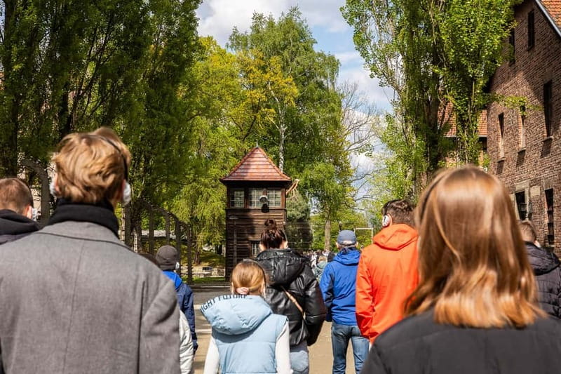 From Krakow: Auschwitz-Birkenau Guided Tour with Transport - Meeting at Pawia 18b and leaving Krakow