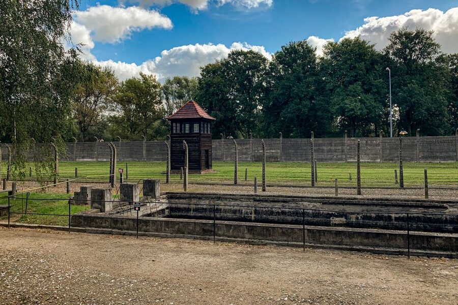From Krakow: Auschwitz-Birkenau Memorial and Museum Tour - Auschwitz I, where the camp system becomes personal