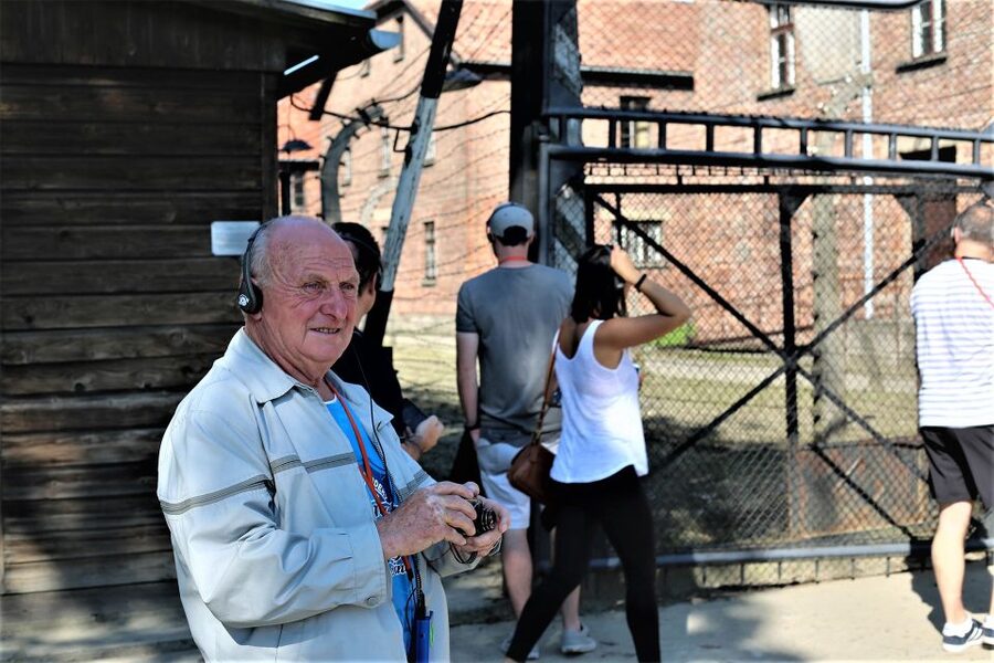From Krakow: Auschwitz Birkenau Small Group Tour with Pickup - The short transfer to Birkenau