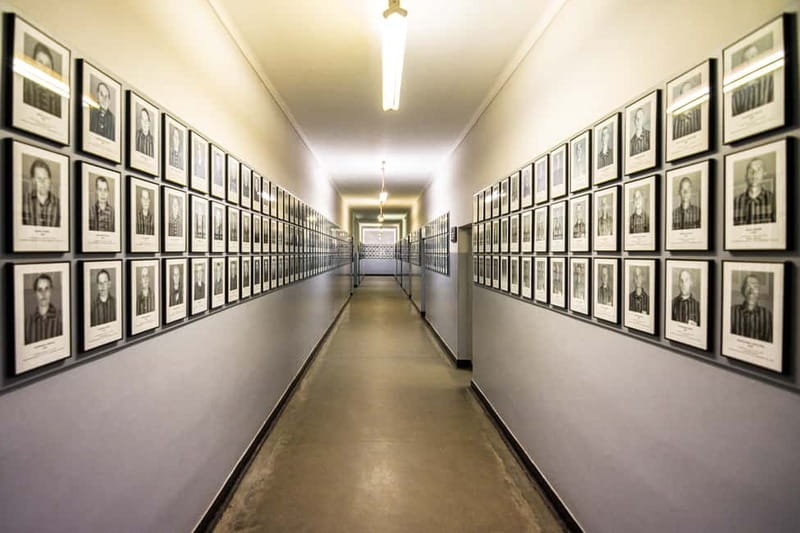From Krakow: Auschwitz-Birkenau Tour with Transportation - A short stop at Judenrampe