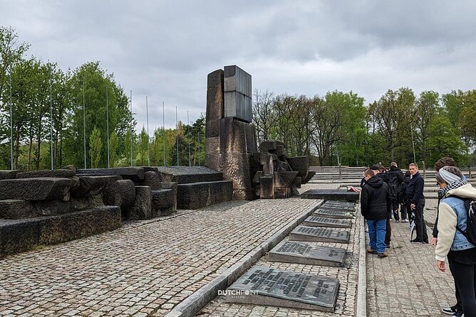 from Kraków: Auschwitz excursion with guaranteed Dutch guide - Birkenau: scale, barracks, and destruction
