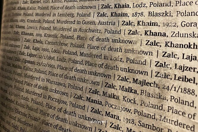 from Kraków: Auschwitz excursion with guaranteed Dutch guide - The early start from Kraków