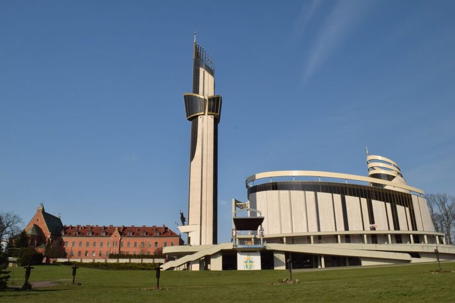 From Krakow: Częstochowa, Black Madonna and Lagiewniki Tour - Key points at a glance
