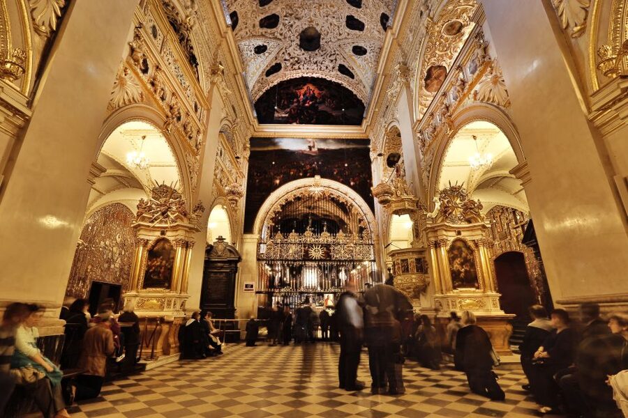 From Krakow: Częstochowa "Black Madonna" Day Tour - Key points to know before booking