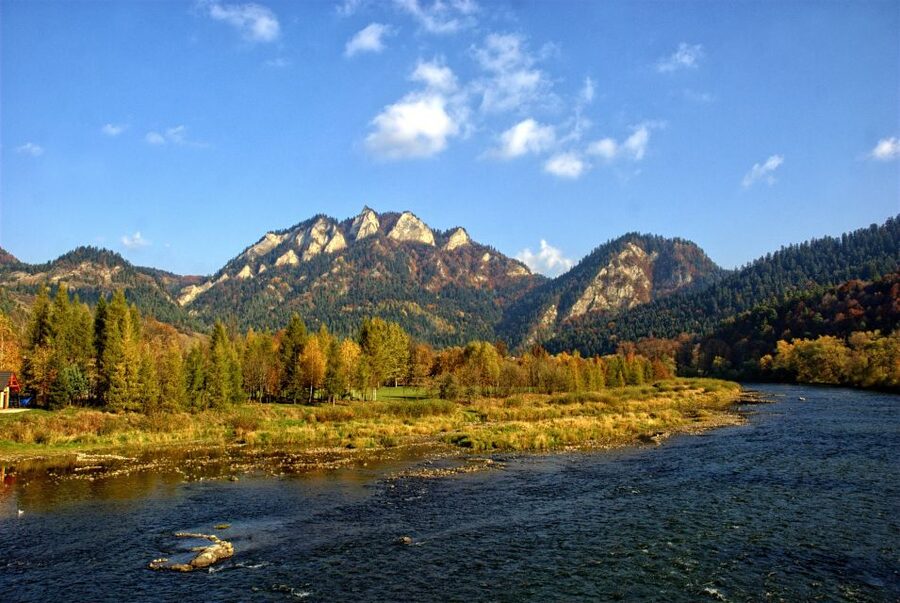 From Krakow: Dunajec River Rafting - The Dunajec River is the star of the day