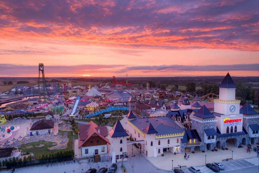 From Krakow: Energylandia Amusement Park Ticket & Transport - Who will enjoy this day most