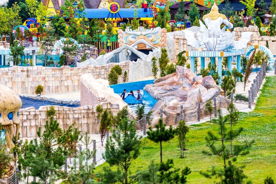 From Kraków: Energylandia Amusement Park Transfer and Entry - The Extreme zone for serious adrenaline
