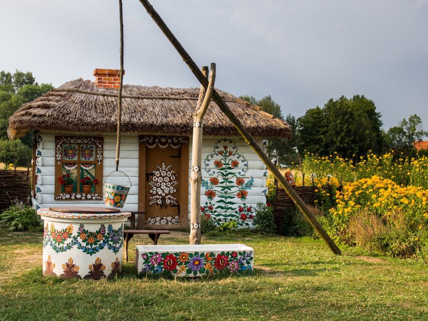 From Krakow: Guided Tour of Zalipie - Painted cottages and everyday folk art